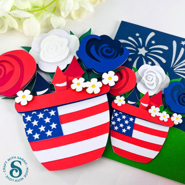 4th July Flower Pot with Roses - Image 2