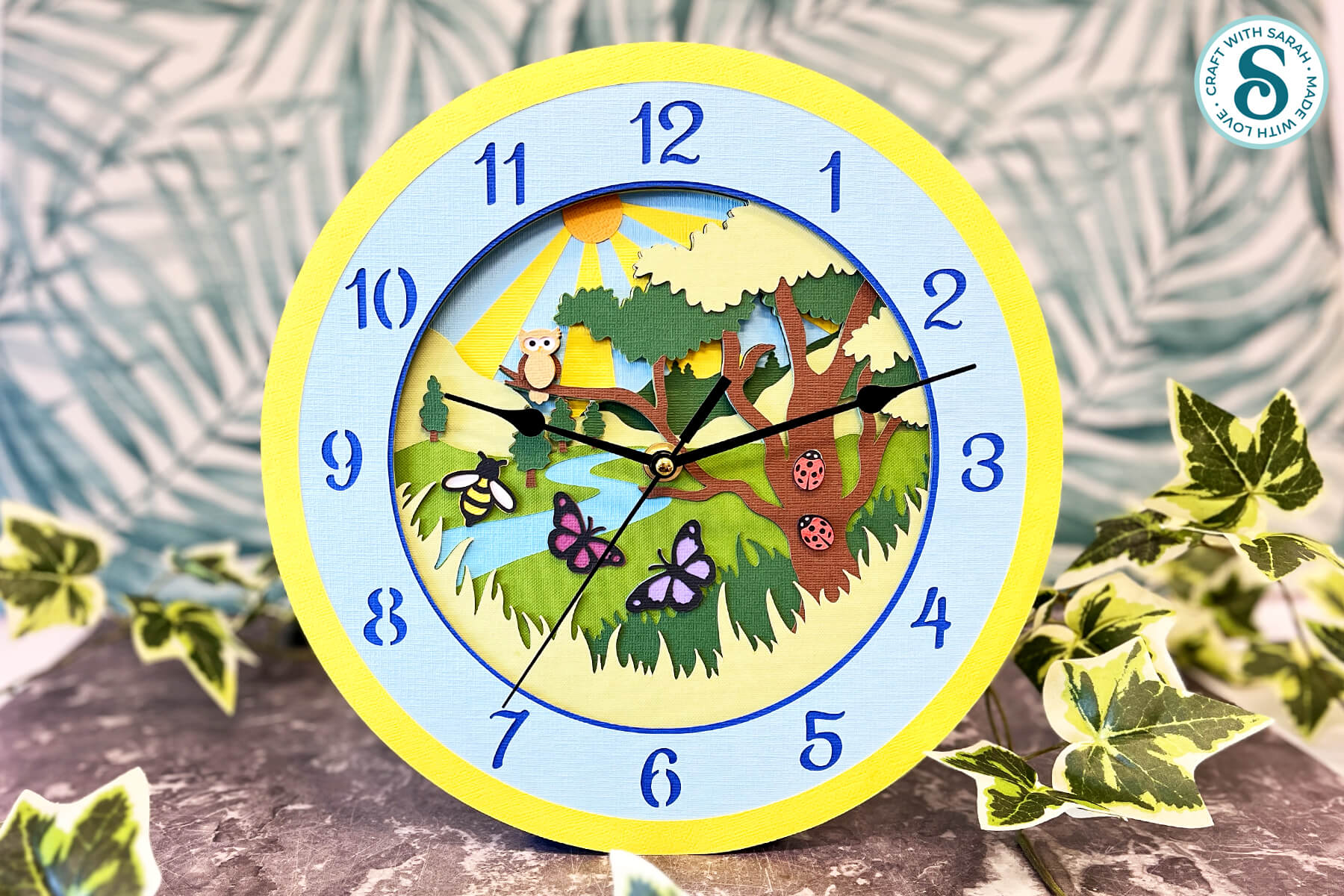 Cricut clock by Craft with Sarah