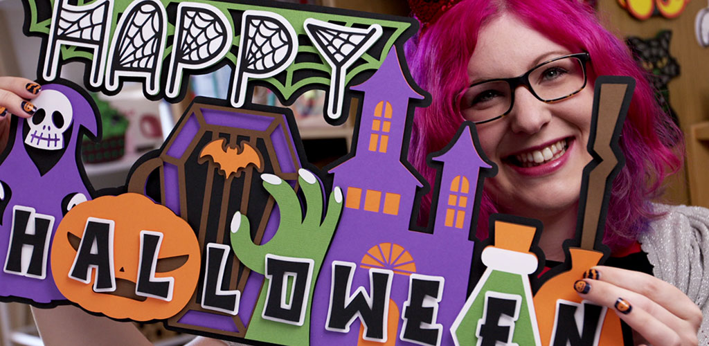 Make a GIANT Halloween Sign with your Cricut