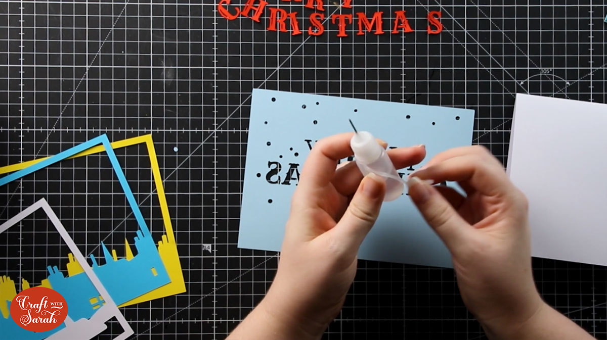 Needle tip applicator bottle