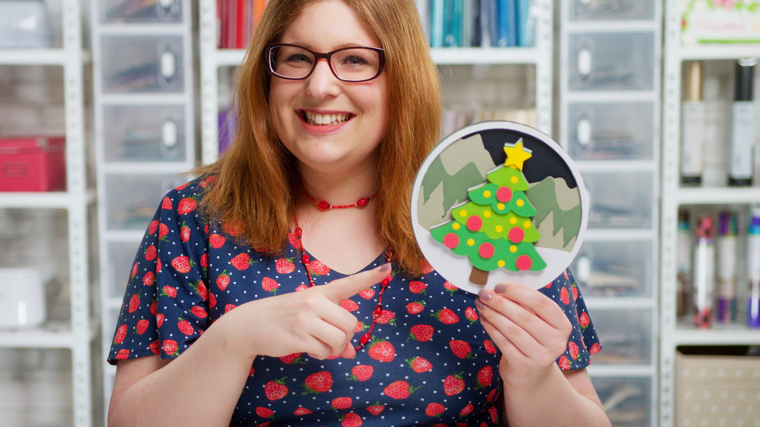 Make a Whimsical Papercraft Christmas Tree