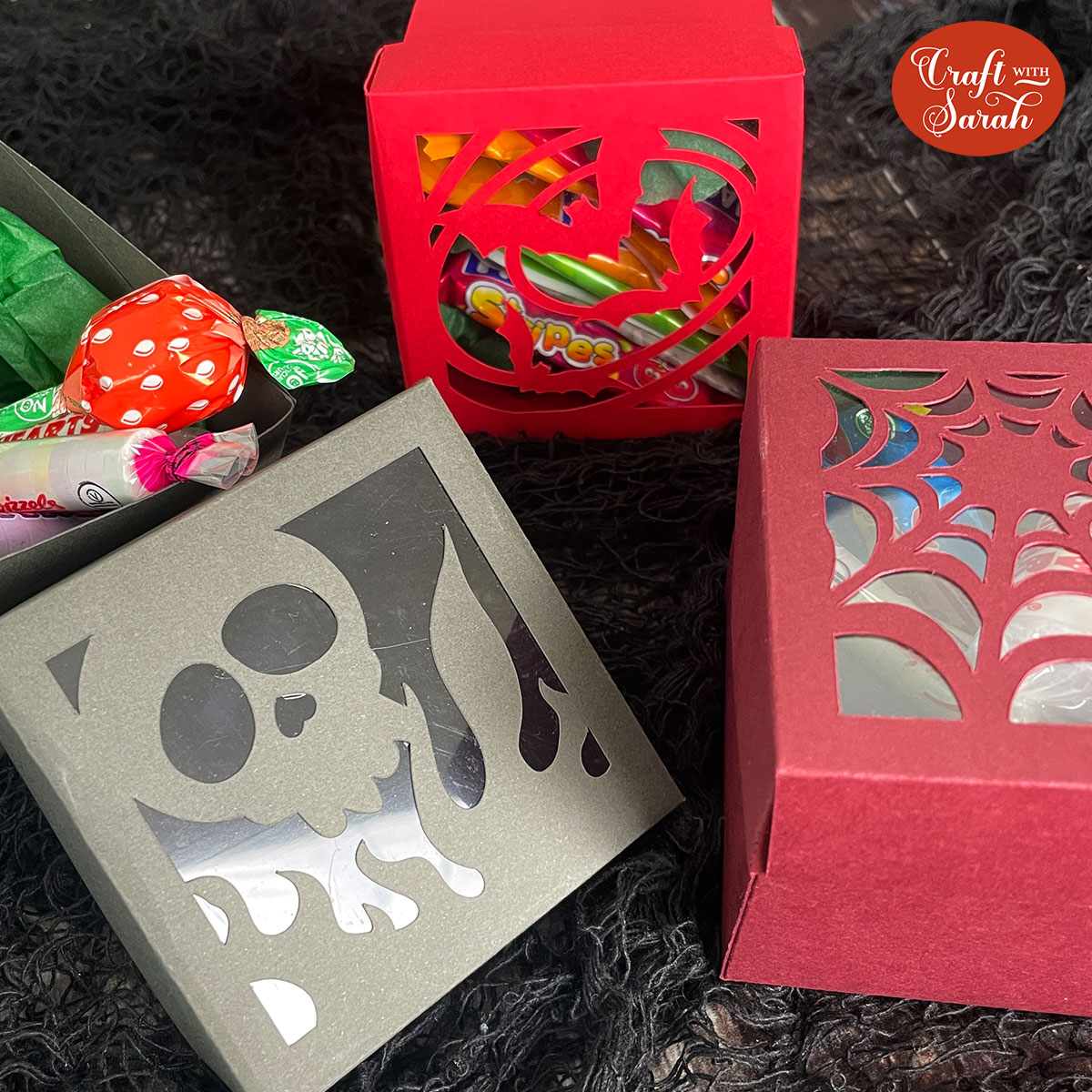 HCC 2022 Day 09 🎃 Spooky Treat Boxes Craft with Sarah